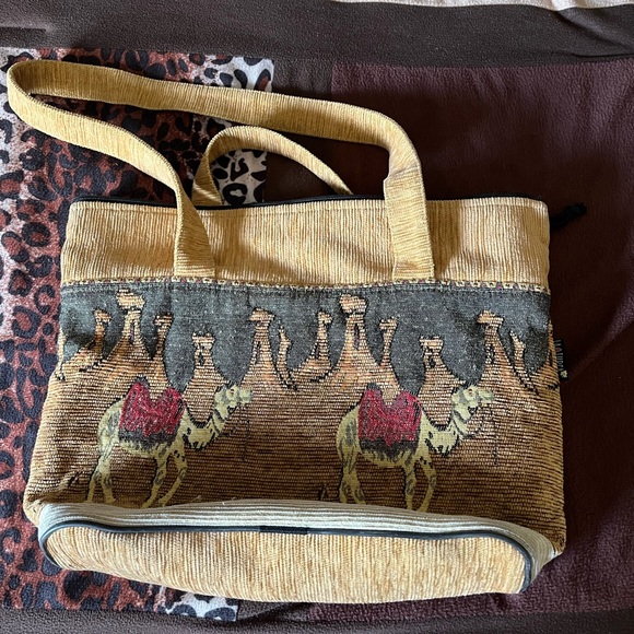 Cool camel bag from turkey - Picture 2 of 2